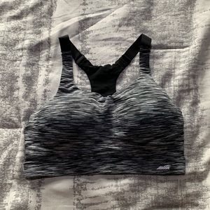 Avia Women’s Sports Bra, Size 36DD, Brand New No Tags